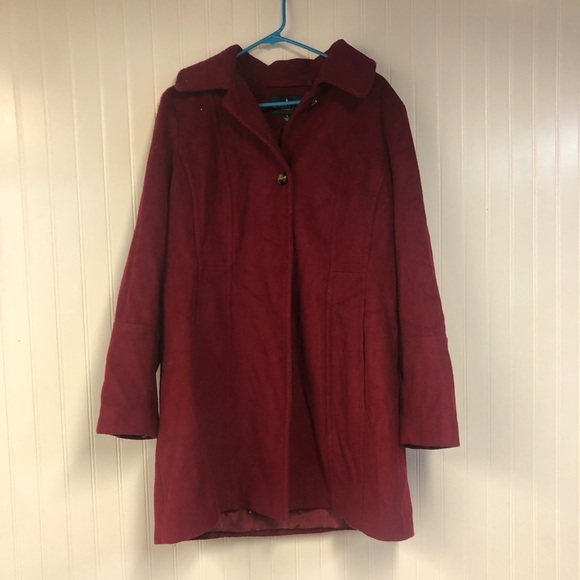 London Fog Red Women's Coat Button Closure Wools Blend Size Large - Picture 1 of 5